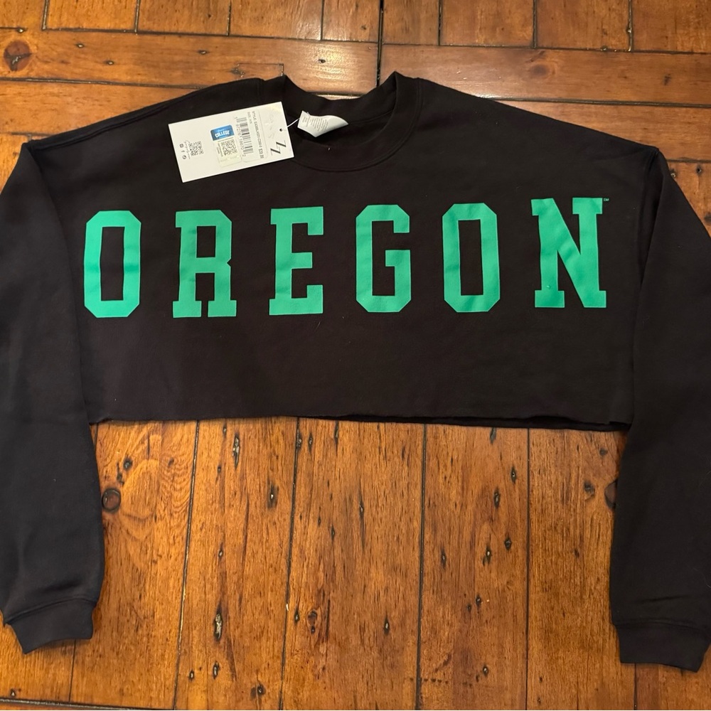 Oregon Ducks Black and Green Women's Cropped Sweatshirt